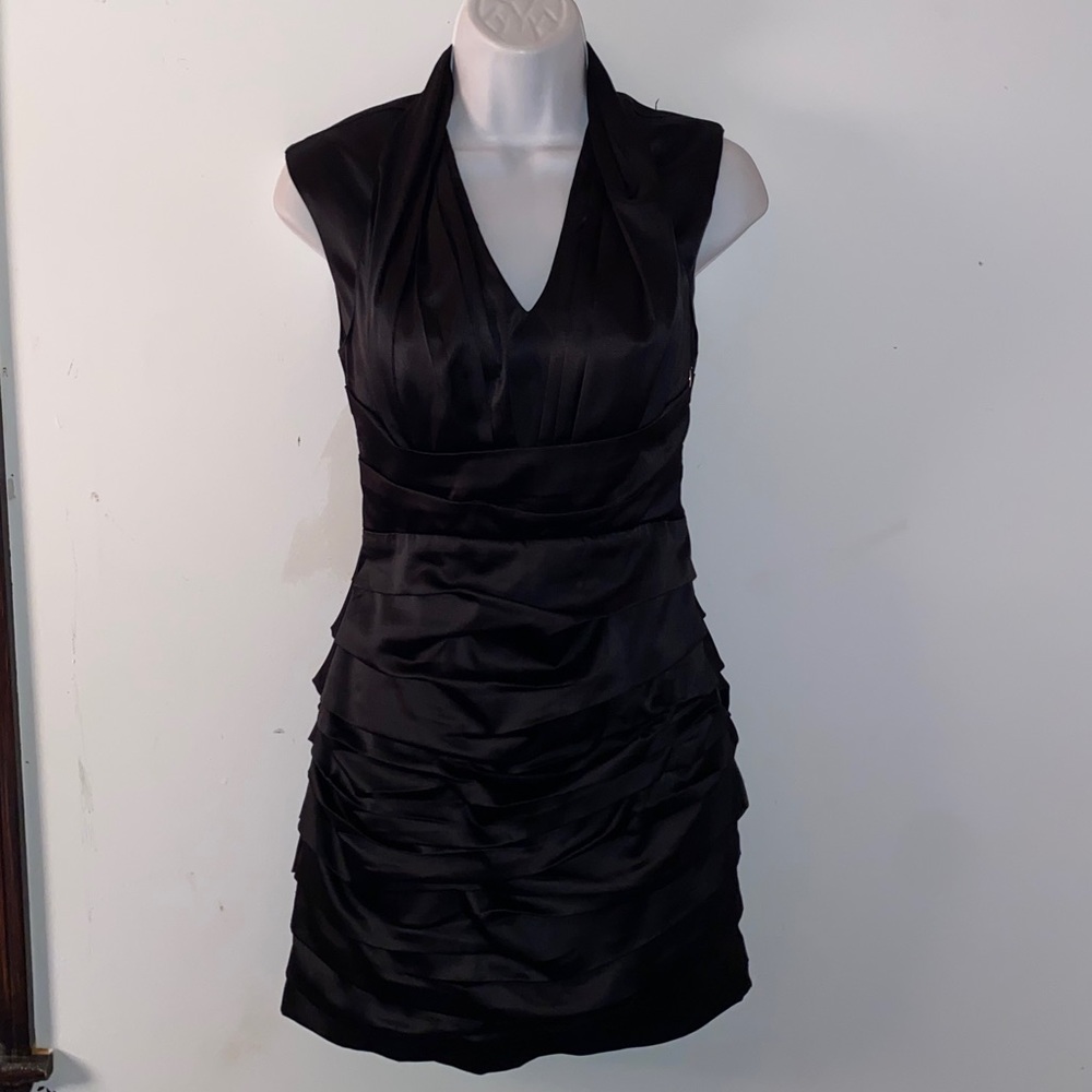 Formfitting black dress